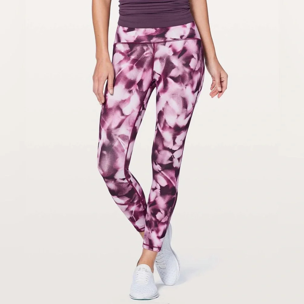 Lululemon Train Times 7/8 Pant 25" Blush Blossom Alpine White Candy Pink Size 2